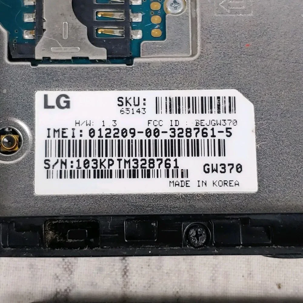 BAD SCREEN PARTS ONLY - LG Neon 2 II Slider Cell Phone - GW370 Blue ( AT&T )